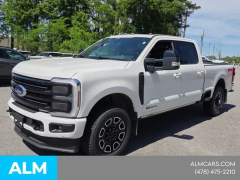 More photos of 2025 Ford F-250SD Platinum at ALM CDJR Macon, GA