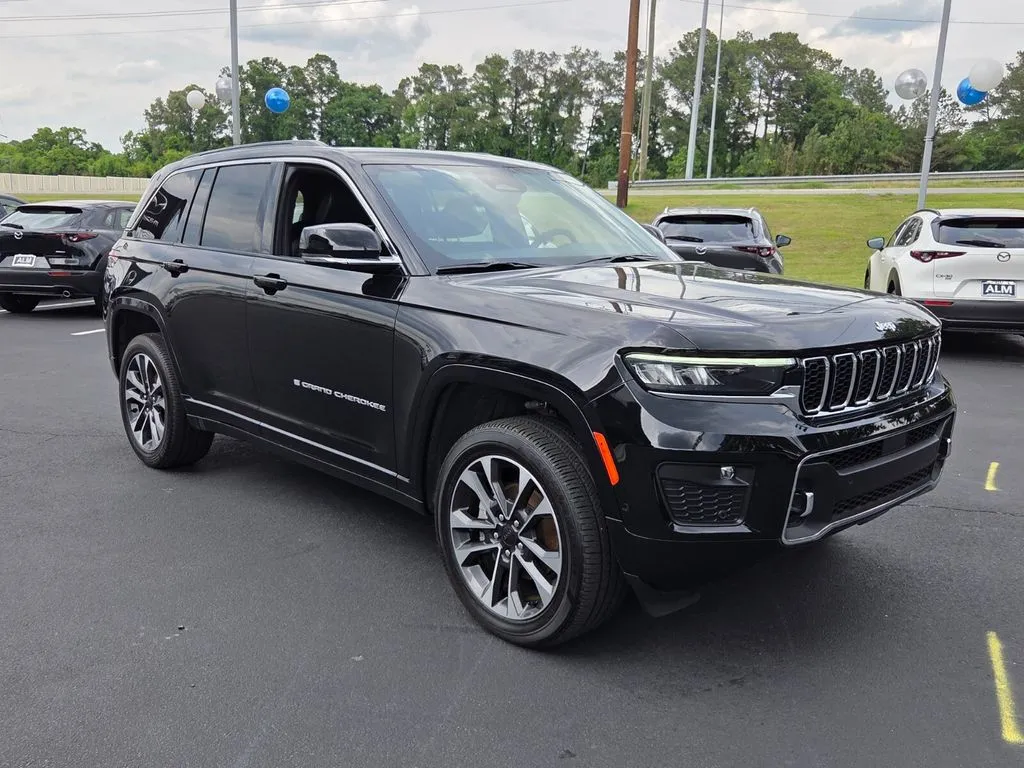 Black 2025 Jeep Grand Cherokee Overland for sale in Macon, GA