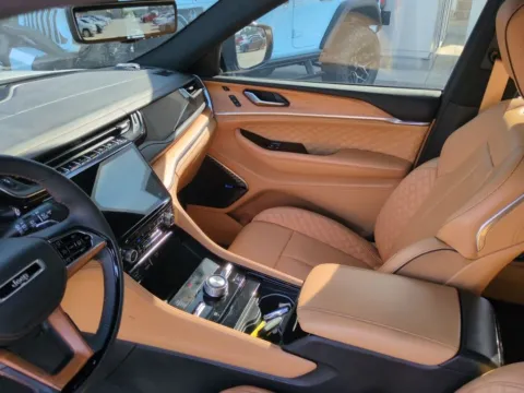 More photos of 2025 Jeep Grand Cherokee Summit Reserve at ALM CDJR Macon, GA