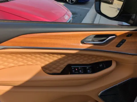 More photos of 2025 Jeep Grand Cherokee Summit Reserve at ALM CDJR Macon, GA