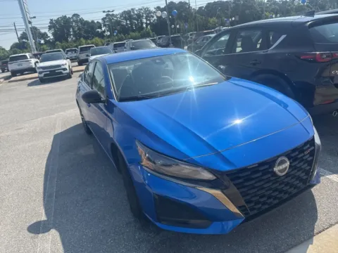 Another view of 2025 Nissan Altima 2.5 SR for sale in Macon, GA at ALM CDJR Macon