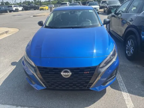 Photos of 2025 Nissan Altima 2.5 SR for sale in Macon, GA at ALM CDJR Macon