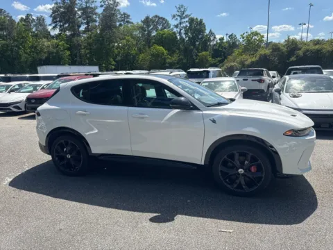 More photos of 2025 Dodge Hornet R/T Plus at ALM CDJR Macon, GA