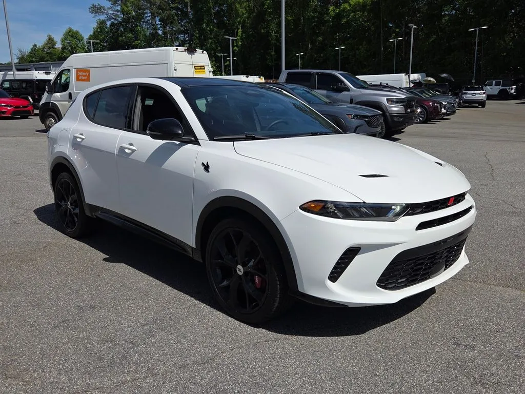 White 2025 Dodge Hornet R/T Plus for sale in Macon, GA