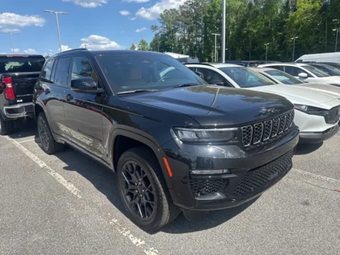 Another view of 2025 Jeep Grand Cherokee Summit Reserve for sale in Macon, GA at ALM CDJR Macon