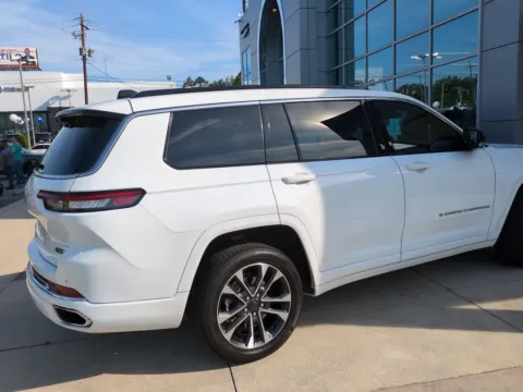 Another view of 2025 Jeep Grand Cherokee L Overland for sale in Macon, GA at ALM CDJR Macon