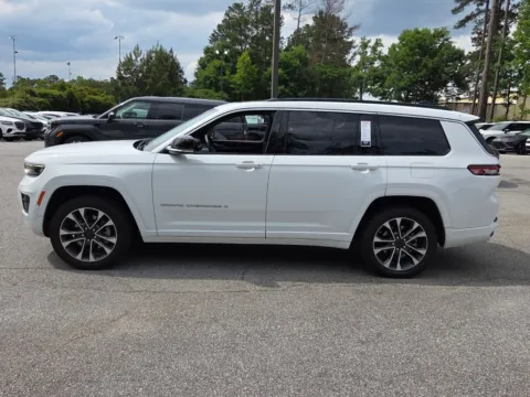 More photos of 2025 Jeep Grand Cherokee L Overland at ALM CDJR Macon, GA