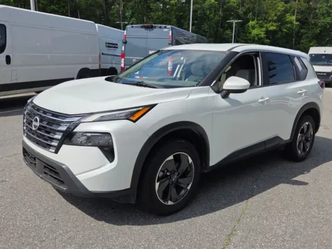 Another view of 2025 Nissan Rogue SV for sale in Macon, GA at ALM CDJR Macon