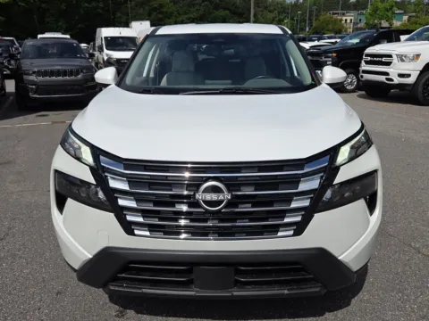 Photos of 2025 Nissan Rogue SV for sale in Macon, GA at ALM CDJR Macon