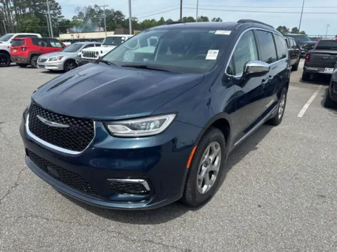 Blue 2023 Chrysler Pacifica Limited for sale in Macon, GA