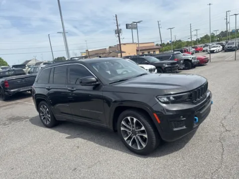 More photos of 2023 Jeep Grand Cherokee Overland 4xe at ALM CDJR Macon, GA