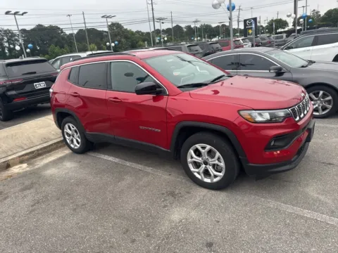 More photos of 2025 Jeep Compass Latitude at ALM CDJR Macon, GA