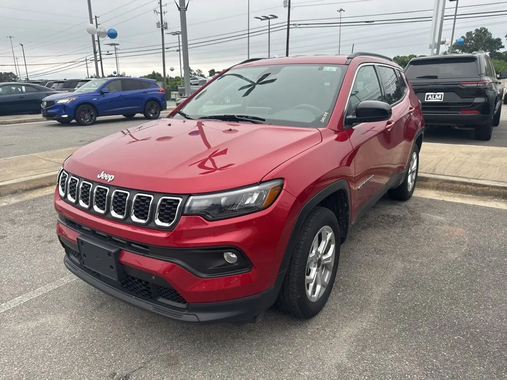 2025 Jeep Compass Latitude 4X4's photo