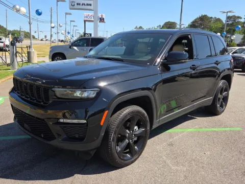 Another view of 2025 Jeep Grand Cherokee Limited for sale in Macon, GA at ALM CDJR Macon