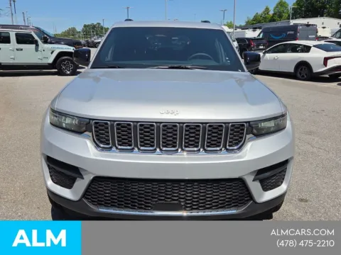 Photos of 2025 Jeep Grand Cherokee Laredo for sale in Macon, GA at ALM CDJR Macon