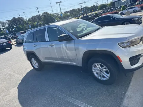 More photos of 2025 Jeep Grand Cherokee Laredo at ALM CDJR Macon, GA