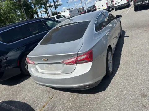 More photos of 2021 Chevrolet Malibu LT at ALM CDJR Macon, GA