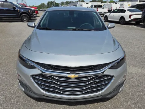 Photos of 2021 Chevrolet Malibu LT for sale in Macon, GA at ALM CDJR Macon