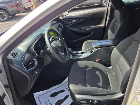 More photos of 2021 Chevrolet Malibu LT at ALM CDJR Macon, GA