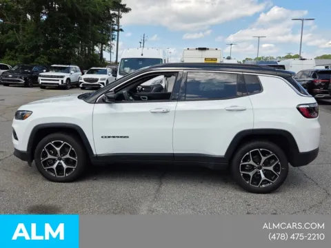 More photos of 2025 Jeep Compass Limited at ALM CDJR Macon, GA