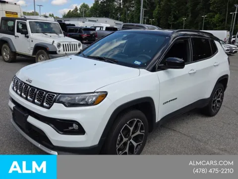 More photos of 2025 Jeep Compass Limited at ALM CDJR Macon, GA