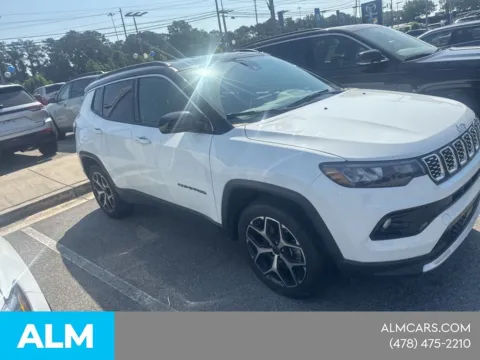 More photos of 2025 Jeep Compass Limited at ALM CDJR Macon, GA