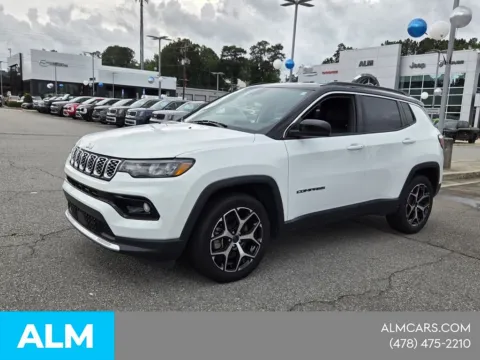 More photos of 2025 Jeep Compass Limited at ALM CDJR Macon, GA