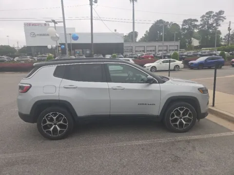 More photos of 2025 Jeep Compass Limited at ALM CDJR Macon, GA