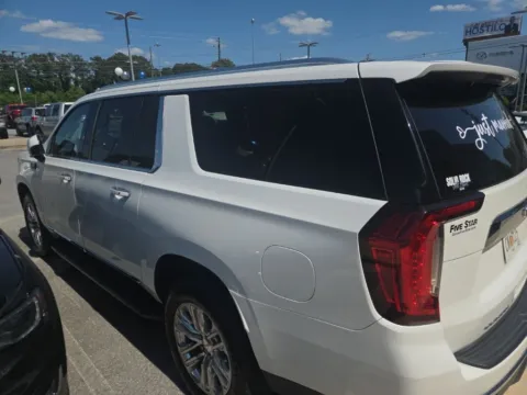 More photos of 2023 GMC Yukon XL SLT at ALM CDJR Macon, GA