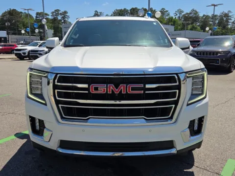 Photos of 2023 GMC Yukon XL SLT for sale in Macon, GA at ALM CDJR Macon