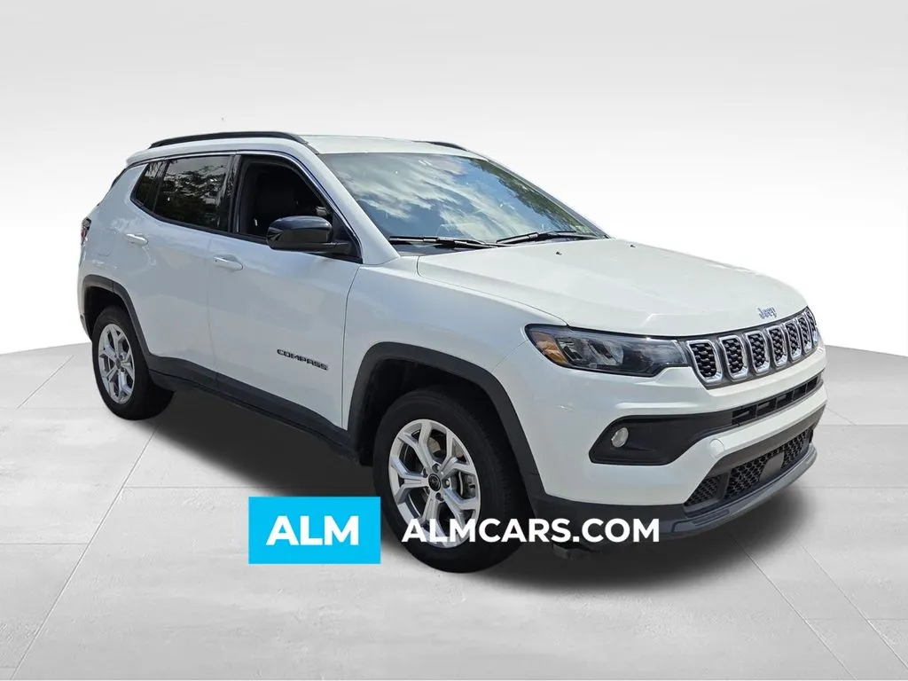 White 2025 Jeep Compass Latitude for sale in Macon, GA