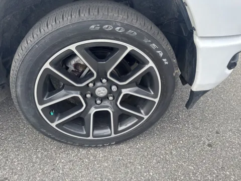 More photos of 2020 Ram 1500 Laramie at ALM CDJR Macon, GA