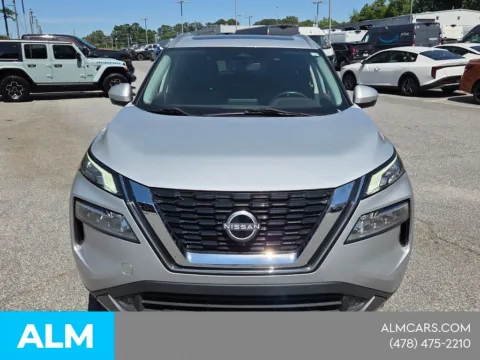 Another view of 2022 Nissan Rogue SL for sale in Macon, GA at ALM CDJR Macon
