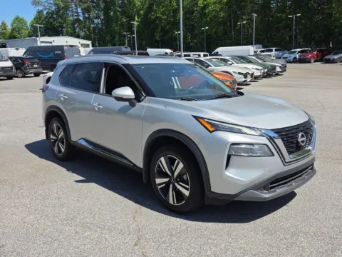 Silver 2022 Nissan Rogue SL for sale in Macon, GA