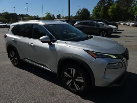 Silver 2022 Nissan Rogue SL for sale in Macon, GA