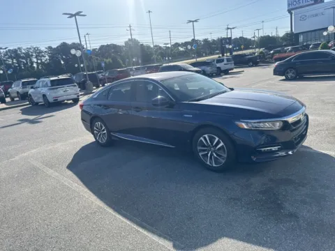 More photos of 2020 Honda Accord Hybrid EX-L at ALM CDJR Macon, GA