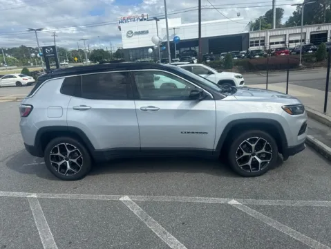 More photos of 2025 Jeep Compass Limited at ALM CDJR Macon, GA