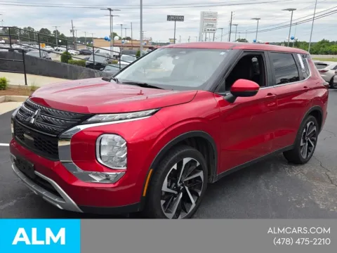 Another view of 2024 Mitsubishi Outlander SE for sale in Macon, GA at ALM CDJR Macon