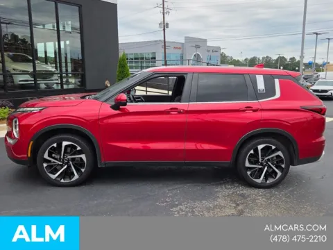 More photos of 2024 Mitsubishi Outlander SE at ALM CDJR Macon, GA