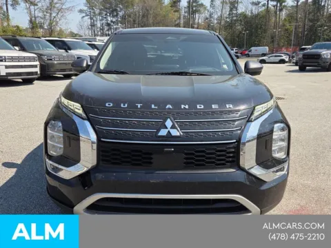 Another view of 2022 Mitsubishi Outlander SE for sale in Macon, GA at ALM CDJR Macon