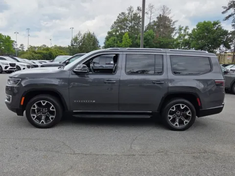 More photos of 2023 Jeep Wagoneer Series III at ALM CDJR Macon, GA