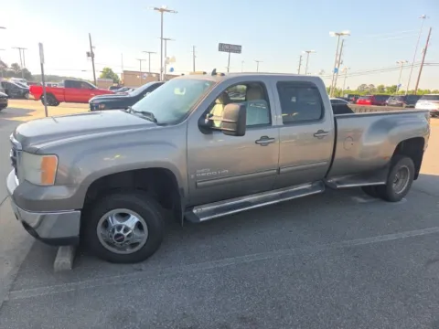 Photos of 2008 GMC Sierra 3500HD SLT for sale in Macon, GA at ALM CDJR Macon