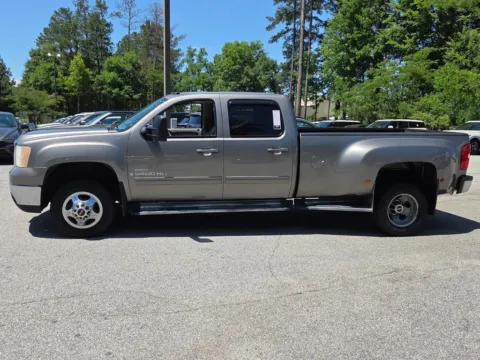 More photos of 2008 GMC Sierra 3500HD SLT at ALM CDJR Macon, GA