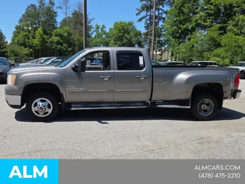 More photos of 2008 GMC Sierra 3500HD SLT at ALM CDJR Macon, GA