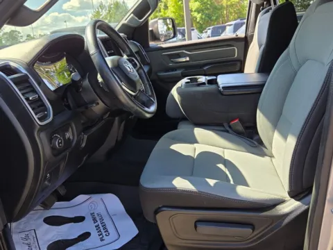 More photos of 2023 Ram 1500 Big Horn/Lone Star at ALM CDJR Macon, GA