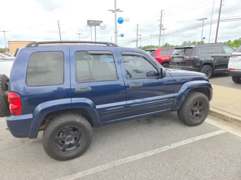 More photos of 2003 Jeep Liberty Limited at ALM CDJR Macon, GA