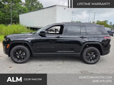 More photos of 2026 Jeep Grand Cherokee Altitude at ALM CDJR Macon, GA