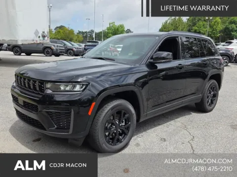 More photos of 2026 Jeep Grand Cherokee Altitude at ALM CDJR Macon, GA