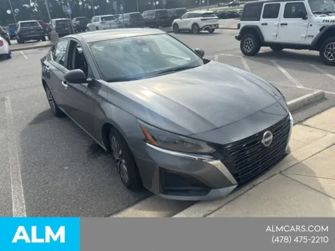 More photos of 2025 Nissan Altima 2.5 SV at ALM CDJR Macon, GA