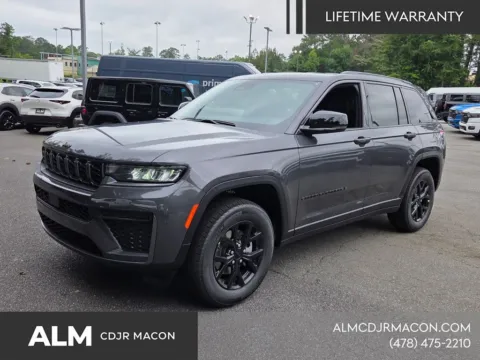More photos of 2026 Jeep Grand Cherokee Altitude at ALM CDJR Macon, GA